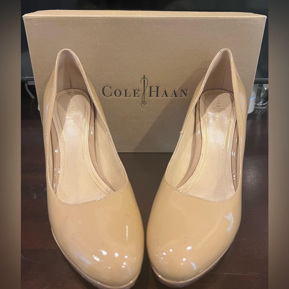 Cole Hahn Patent Leather Pump